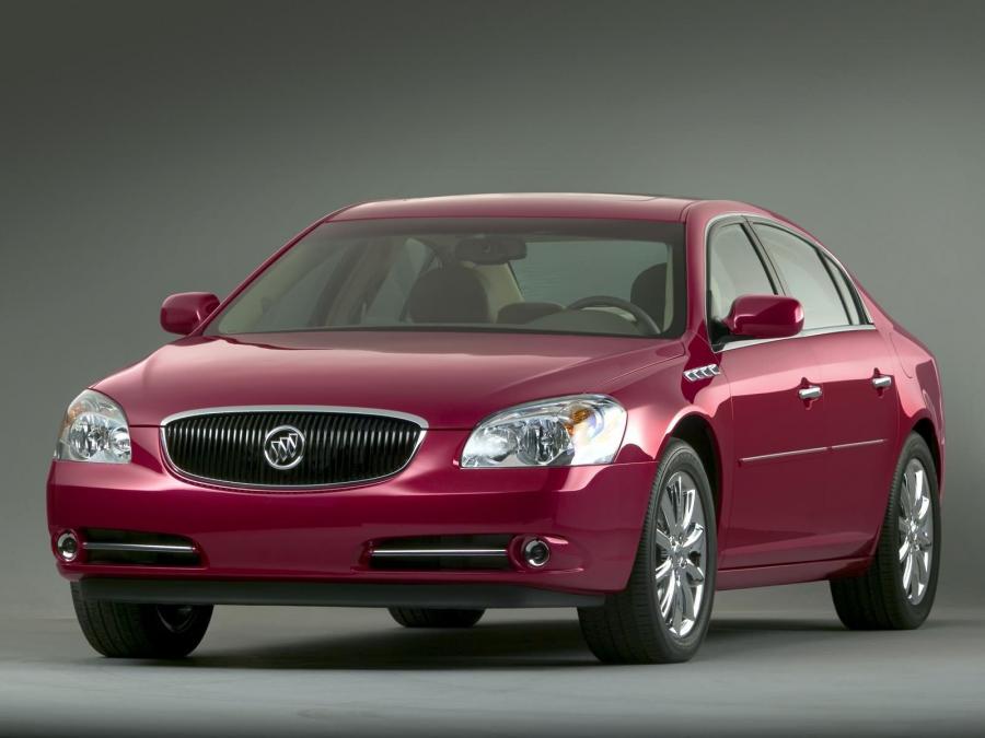  Buick Lucerne CXS 2006 года  (фото 32 из 45)